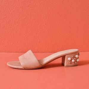 Cupcake and Cashmere Blush Pearl Sandals 8.5